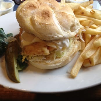 Putnam's Waterview Restaurant - Fried haddock sandwich - American Near Me - Goffstown, New Hampshire Putnam's Waterview Restaurant - Fried haddock sandwich - American Near Me - Goffstown, New Hampshire