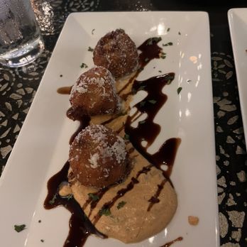 Elle Restaurant & Lounge - Arancini - New American Near Me - Solon, Ohio Elle Restaurant & Lounge - Arancini - New American Near Me - Solon, Ohio