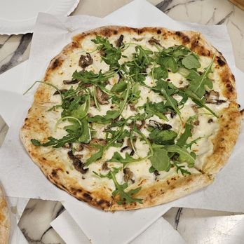 786 Degrees - Vegetarian option - Pizza Near Me - Los Angeles, California