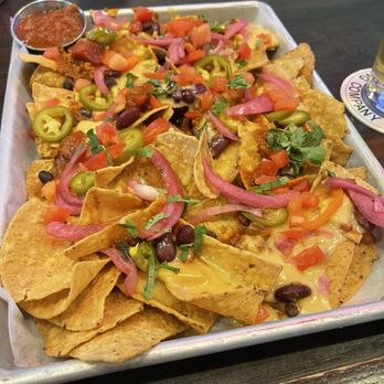 Double Clutch Brewing - Vegan Nachos - Breweries Near Me - Evanston, Illinois