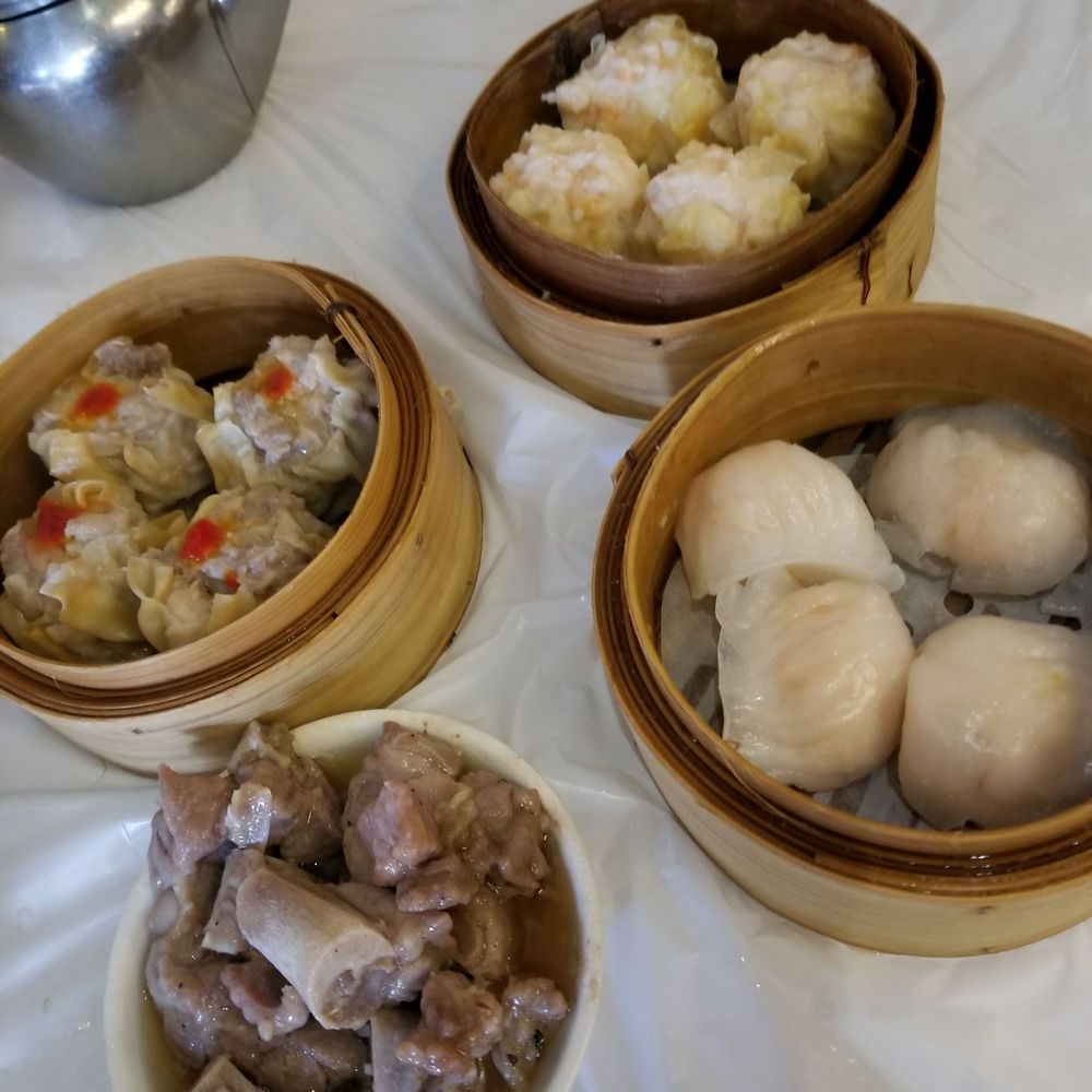 Yangtze - Steamed pork spareribs, har gow, pork and shrimp siu mai - Dim Sum Near Me - Ottawa, Ontario Yangtze - Steamed pork spareribs, har gow, pork and shrimp siu mai - Dim Sum Near Me - Ottawa, Ontario