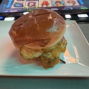 Rock & Brews - $7.99 smashburgers on Wednesdays - Brewpubs Near Me - Ridgefield, Washington Rock & Brews - $7.99 smashburgers on Wednesdays - Brewpubs Near Me - Ridgefield, Washington