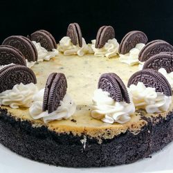 Sweetopia - Cookies and cream cheesecake