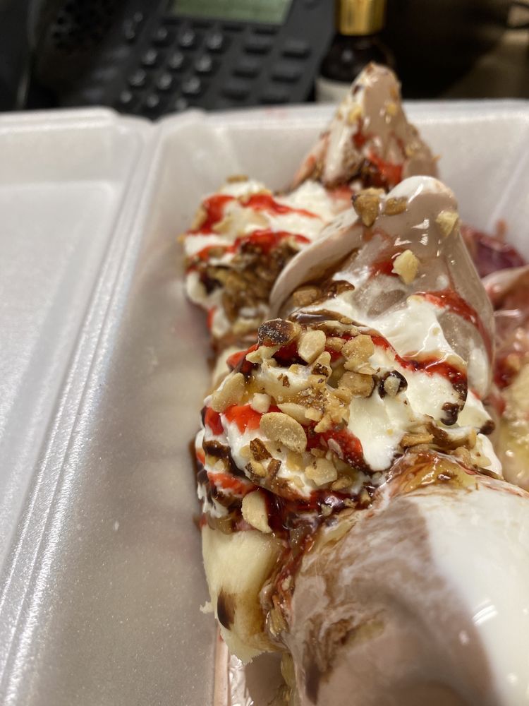 Mr Freeze Ice Cream Logo