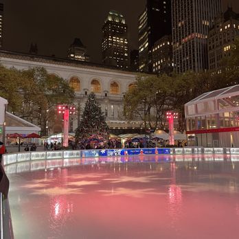 Bryant Park - Ice skating and Holiday Market - Parks Near Me - New York, New York Bryant Park - Ice skating and Holiday Market - Parks Near Me - New York, New York