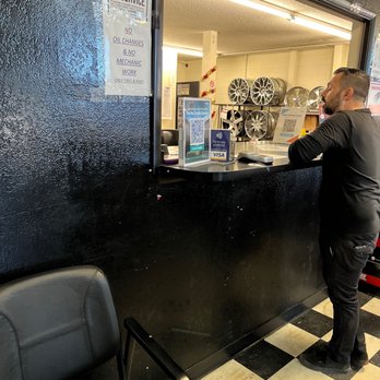 RAW Wheels & Tires - Front Counter - Tires Near Me - Las Vegas, Nevada RAW Wheels & Tires - Front Counter - Tires Near Me - Las Vegas, Nevada