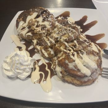 CanopyRoad Cafe - Sticky Bun Pancake - Breakfast & Brunch Near Me - Tampa, Florida CanopyRoad Cafe - Sticky Bun Pancake - Breakfast & Brunch Near Me - Tampa, Florida