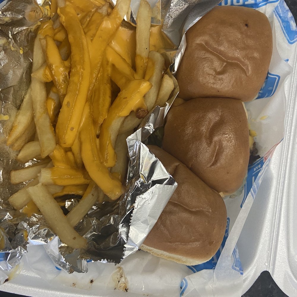 Slider Basket with Cheese Fries Slider Basket with Cheese Fries