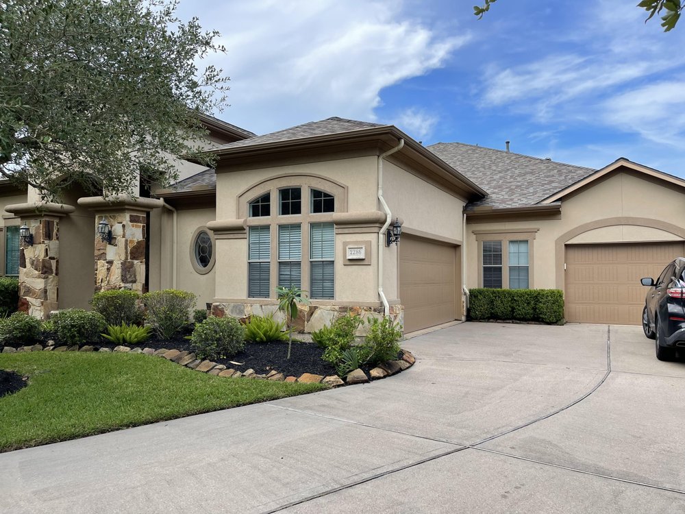 Slide of Aesthetic Roofing Systems