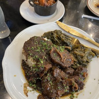 Aunties House Kitchen and Bar - Oxtails - Cocktail Bars Near Me - Smyrna, Georgia Aunties House Kitchen and Bar - Oxtails - Cocktail Bars Near Me - Smyrna, Georgia