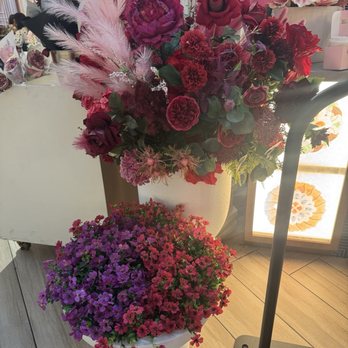 GIWA - Entry florals - Breakfast & Brunch Near Me - Santa Clara, California