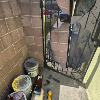 Good Kid Welding - Gate hinge repair. - Metal Fabricators Near Me Good Kid Welding - Gate hinge repair. - Metal Fabricators Near Me