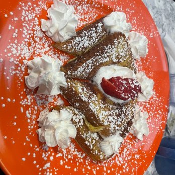 Paul's Kitchen - French toast - Breakfast & Brunch Near Me - Windsor, Ontario Paul's Kitchen - French toast - Breakfast & Brunch Near Me - Windsor, Ontario