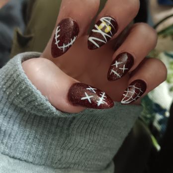 La Bella Nails & Spa - Spooky season - Nail Salons Near Me - La Crosse, Wisconsin La Bella Nails & Spa - Spooky season - Nail Salons Near Me - La Crosse, Wisconsin