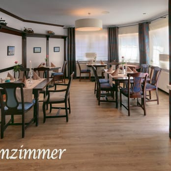 Restaurant Bauernstuben - Auch das Turmzimmer haben wir für Sie im frischen Landhausstil renoviert. - German Near Me - Neuharlingersiel, NI Restaurant Bauernstuben - Auch das Turmzimmer haben wir für Sie im frischen Landhausstil renoviert. - German Near Me - Neuharlingersiel, NI