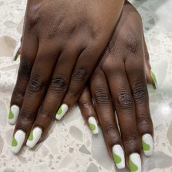 Embellish Nails