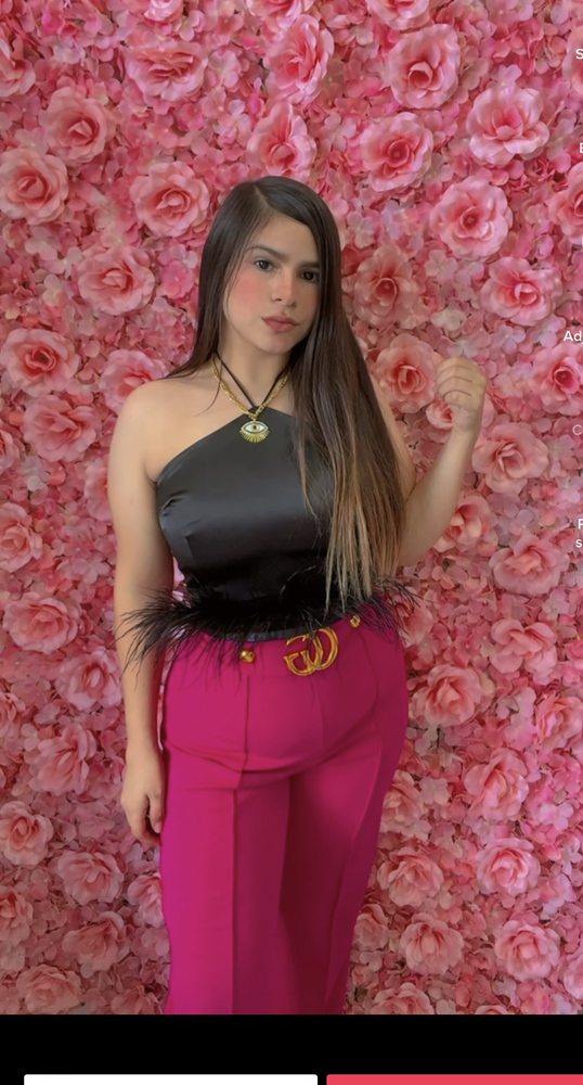 Daisys Fashion Store Logo