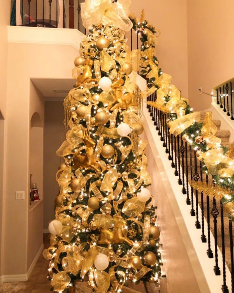 HOLIDAY DESIGNSBYASHLEY Orlando, Florida Holiday Decorating