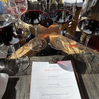 B Cellars Vineyards & Winery - Wonderful wine tasting - Wineries Near Me - Oakville, California