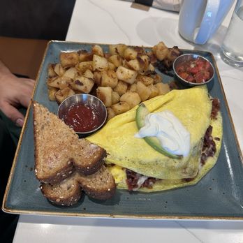 First Watch - Bacado - Breakfast & Brunch Near Me - Bradenton, Florida