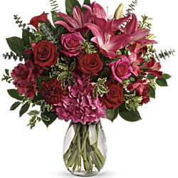 Timeless Blossoms - San Diego Flower Delivery - Love Struck