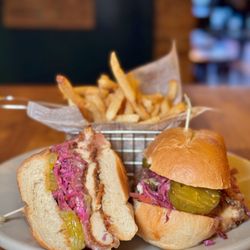 Crispy Chicken Sandwich at Gibney's NYC