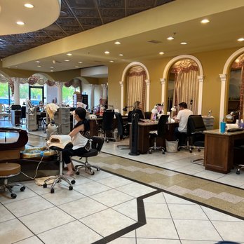Queen Bee Nails & Spa - Best place for a man to get a pedi - Nail Salons Near Me - Fresno, California