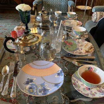Ashford Castle - Our whole table when we were eating!!  So good - Hotels Near Me - Cong, Missouri
