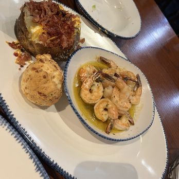 Red Lobster - Shrimp, scampi, baked potato, and my one cheesy biscuit - Seafood Near Me - Riverside, California Red Lobster - Shrimp, scampi, baked potato, and my one cheesy biscuit - Seafood Near Me - Riverside, California