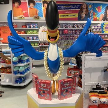 IT'SUGAR - Toucan Sam - Candy Stores Near Me - Honolulu, Hawaii IT'SUGAR - Toucan Sam - Candy Stores Near Me - Honolulu, Hawaii
