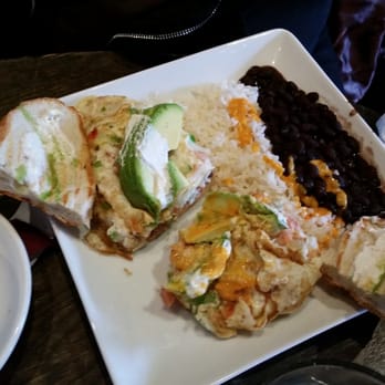 Cafe con Leche - Veggie Breakfast Torta - Mexican Near Me - Chicago, Illinois Cafe con Leche - Veggie Breakfast Torta - Mexican Near Me - Chicago, Illinois