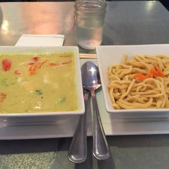 Toss Noodle Bar - Green curry with hokkien noodles - Asian Fusion Near Me - Berkeley, California Toss Noodle Bar - Green curry with hokkien noodles - Asian Fusion Near Me - Berkeley, California