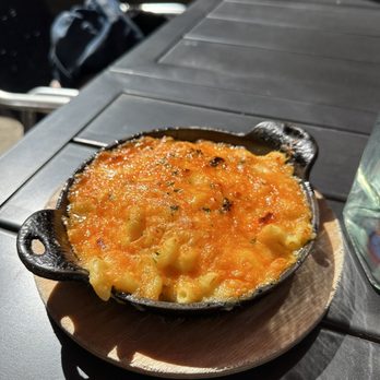 Lucille's - Baked Mac & Cheese - New American Near Me - Houston, Texas