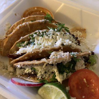 El Roy's Express Mex - Tacos dorados...yum!!! - Mexican Near Me - Petaluma, California El Roy's Express Mex - Tacos dorados...yum!!! - Mexican Near Me - Petaluma, California