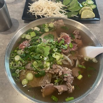 Sit Lo Saigon - #5 Pho Tai, Chin - Vietnamese Near Me - Davis, California Sit Lo Saigon - #5 Pho Tai, Chin - Vietnamese Near Me - Davis, California