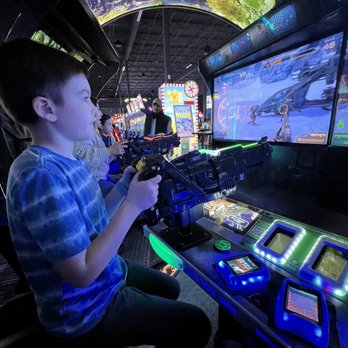 Dave & Buster's Rosemont - Arcades Near Me - Rosemont, Illinois Dave & Buster's Rosemont - Arcades Near Me - Rosemont, Illinois