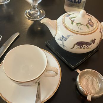 Refuel Bar & Restaurant - Porcelain tea set - Bars Near Me - London, XGL Refuel Bar & Restaurant - Porcelain tea set - Bars Near Me - London, XGL