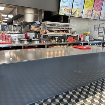 Jollibee - Chicken Shop Near Me - Plano, Texas