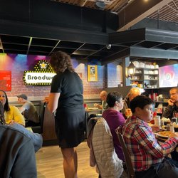 Broadway Bar & Grill
