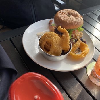 ViewHouse Ballpark - Burger - Breakfast & Brunch Near Me - Denver, Colorado