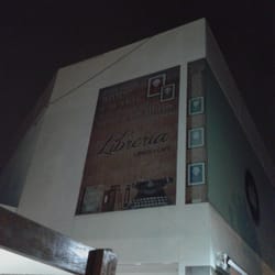Wöllen - Libros + helado = *heart*