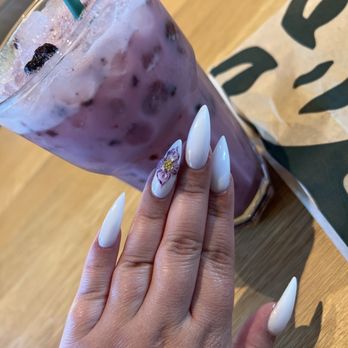 Pinky's Nail Spa - nails - Nail Salons Near Me - Clermont, Florida