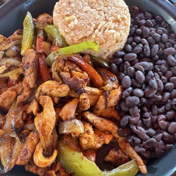 El Patron - Chicken fajitas - Tacos Near Me - Palm Springs, California El Patron - Chicken fajitas - Tacos Near Me - Palm Springs, California