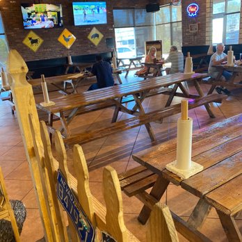 Big B's Texas BBQ - Dining area - Barbeque Near Me - Henderson, Nevada Big B's Texas BBQ - Dining area - Barbeque Near Me - Henderson, Nevada