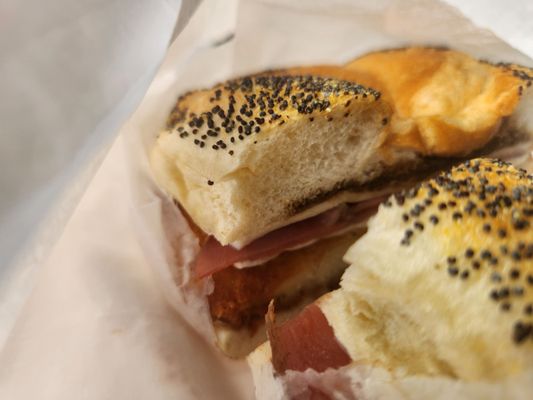 Rocky's Millwood Deli by null