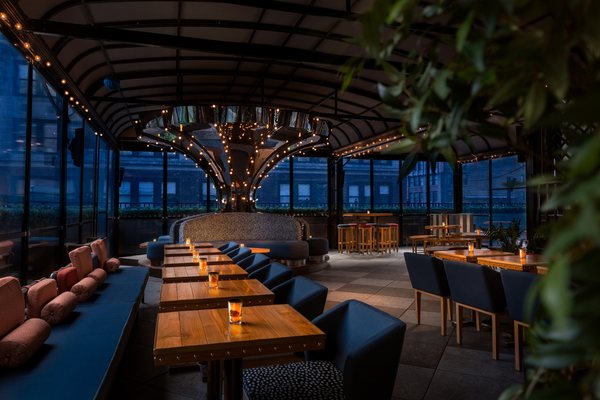 Magic Hour Rooftop Bar & Lounge by null