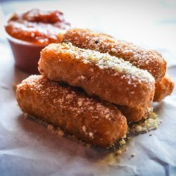 Celtic Irish Pub - Plenty of delicious snacks!