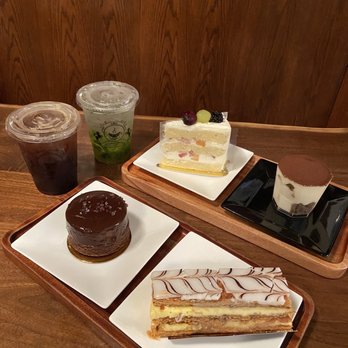 Chateau De Chantilly Cafe - Iced Americano, iced citron, chocolate tart, Napoleon, tiramisu, fruit cake. - Bakeries Near Me - Chantilly, Virginia Chateau De Chantilly Cafe - Iced Americano, iced citron, chocolate tart, Napoleon, tiramisu, fruit cake. - Bakeries Near Me - Chantilly, Virginia