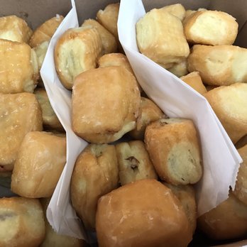 Christy's Donuts - Raspberry ($3/dozen), Chocolate ($3 dozen), Plain ($2/dozen) - Donuts Near Me - Milpitas, California