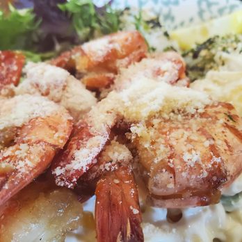 Enseamada Cafe - The Garlic Shrimp is not like the kind you find in Hawaii but tasted good nonetheless. - Filipino Near Me - Everett, Washington